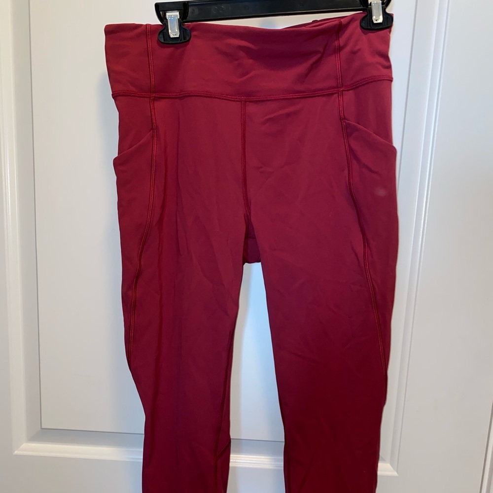 Lululemon Time to Sweat Crop 23"